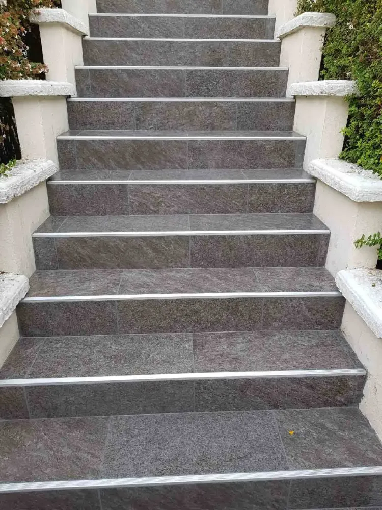 escalier-carrelage